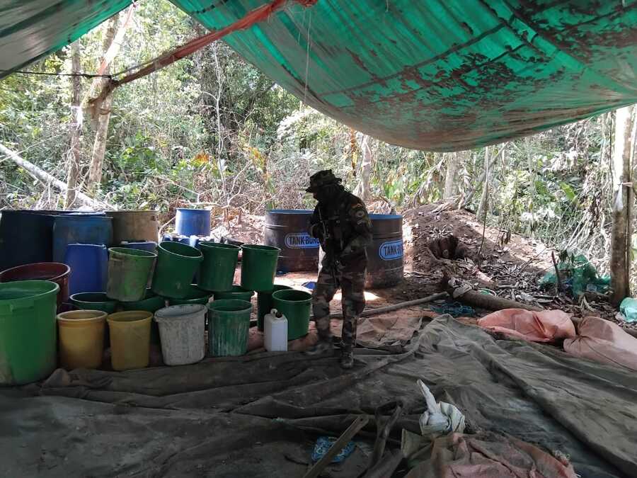 Destruyen 26 fábricas de droga en Villa Tunari que fueron montadas aprovechando el bloqueo evista