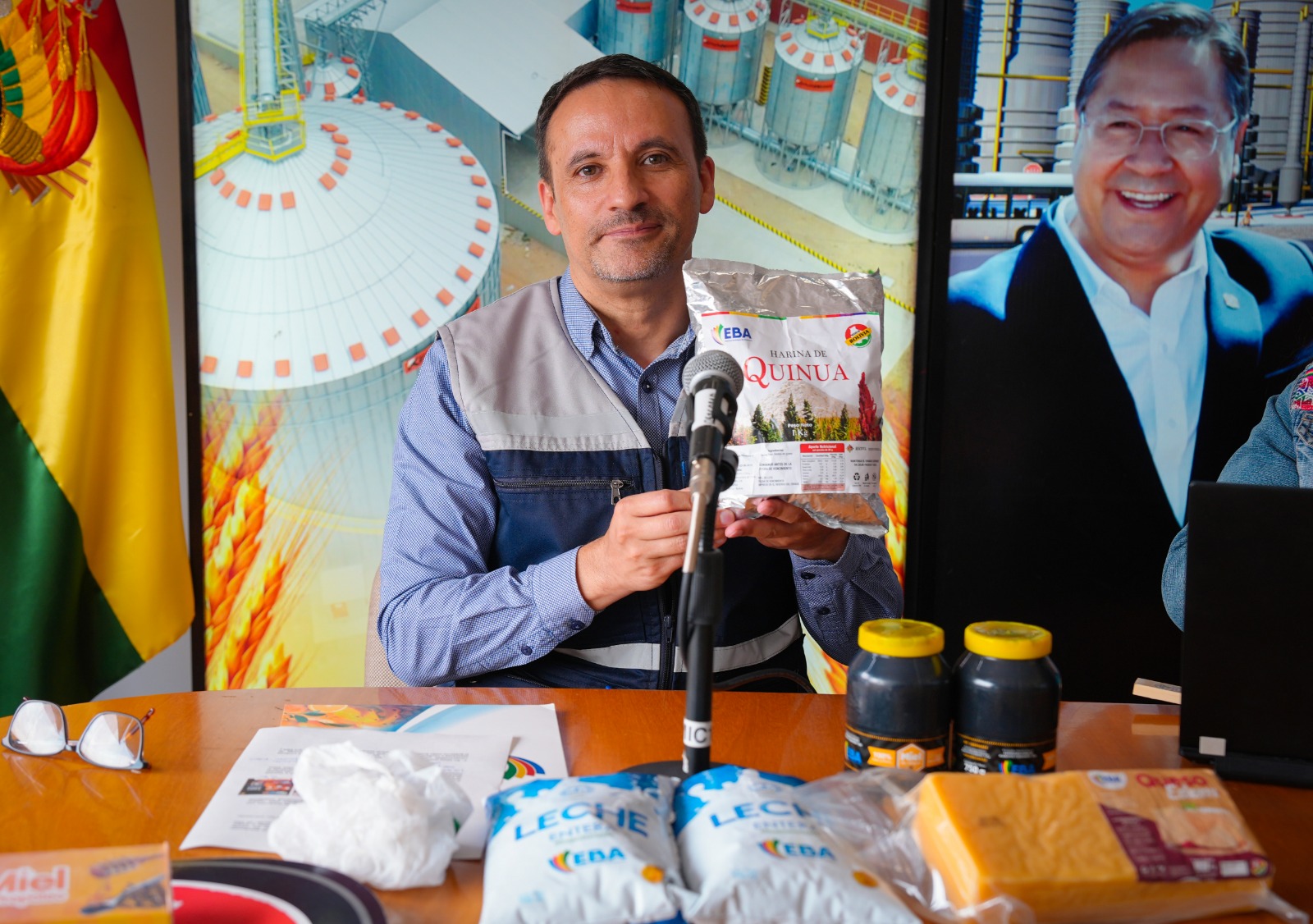 Empresa estatal frece promociones de alimentos para Todos Santos en la zona Villa Fátima