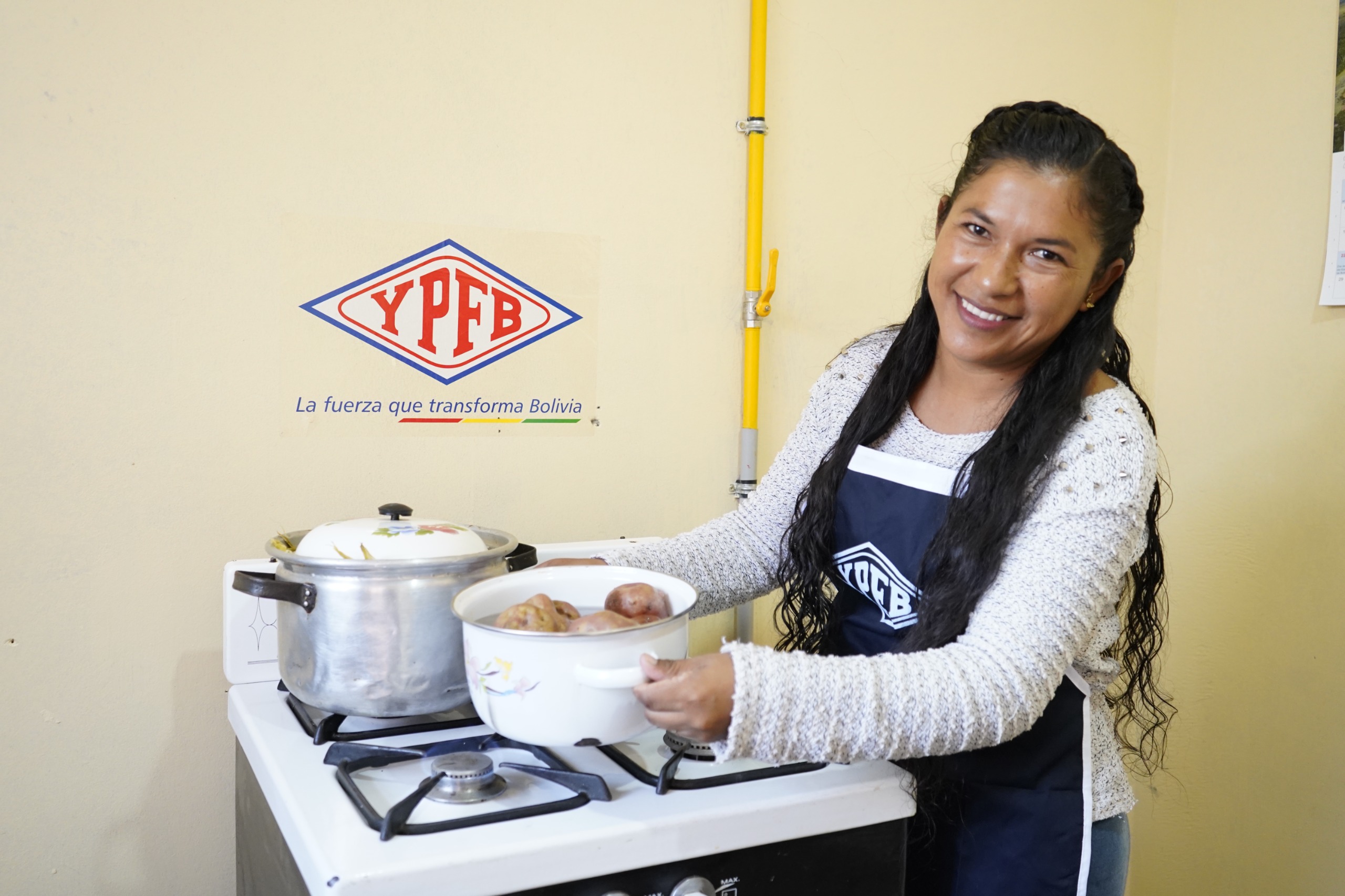 YPFB alcanza el 70% de ejecución en instalaciones de gas domiciliario en el país 