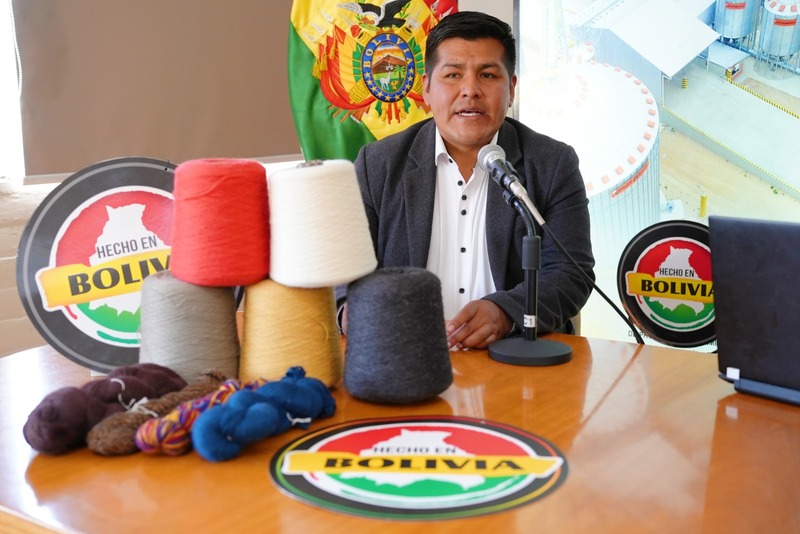 Yacana apunta a incrementar exportación de prendas de vestir de fibra de alpaca y llama a China y Alemania