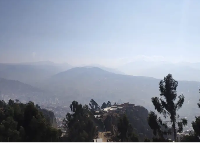 Calidad del aire en La Paz es muy mala y reiteran solicitud del uso de barbijos para proteger la salud
