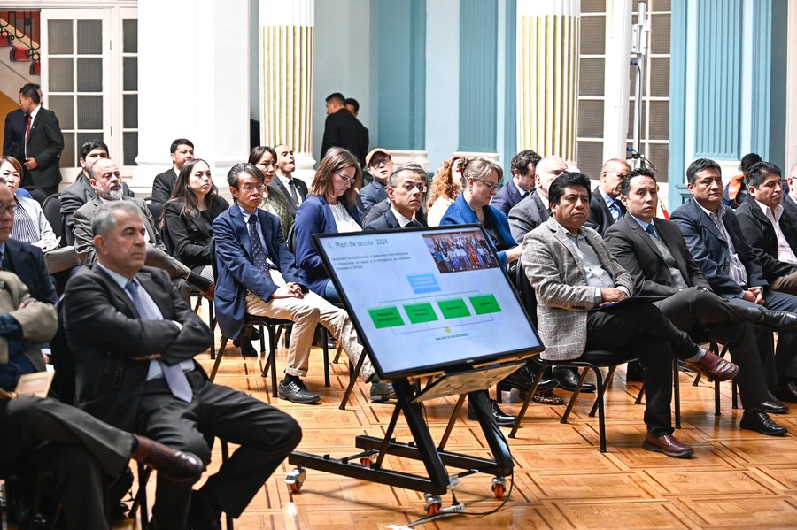 Venezuela enviará bomberos a Bolivia para combatir el fuego y China ofrece apoyo económico