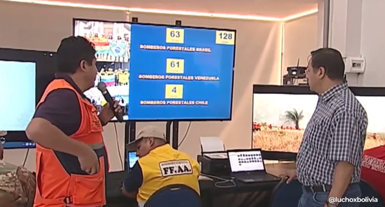 Arce monitorea situación de incendios y resultado de acciones para coordinar nuevas medidas