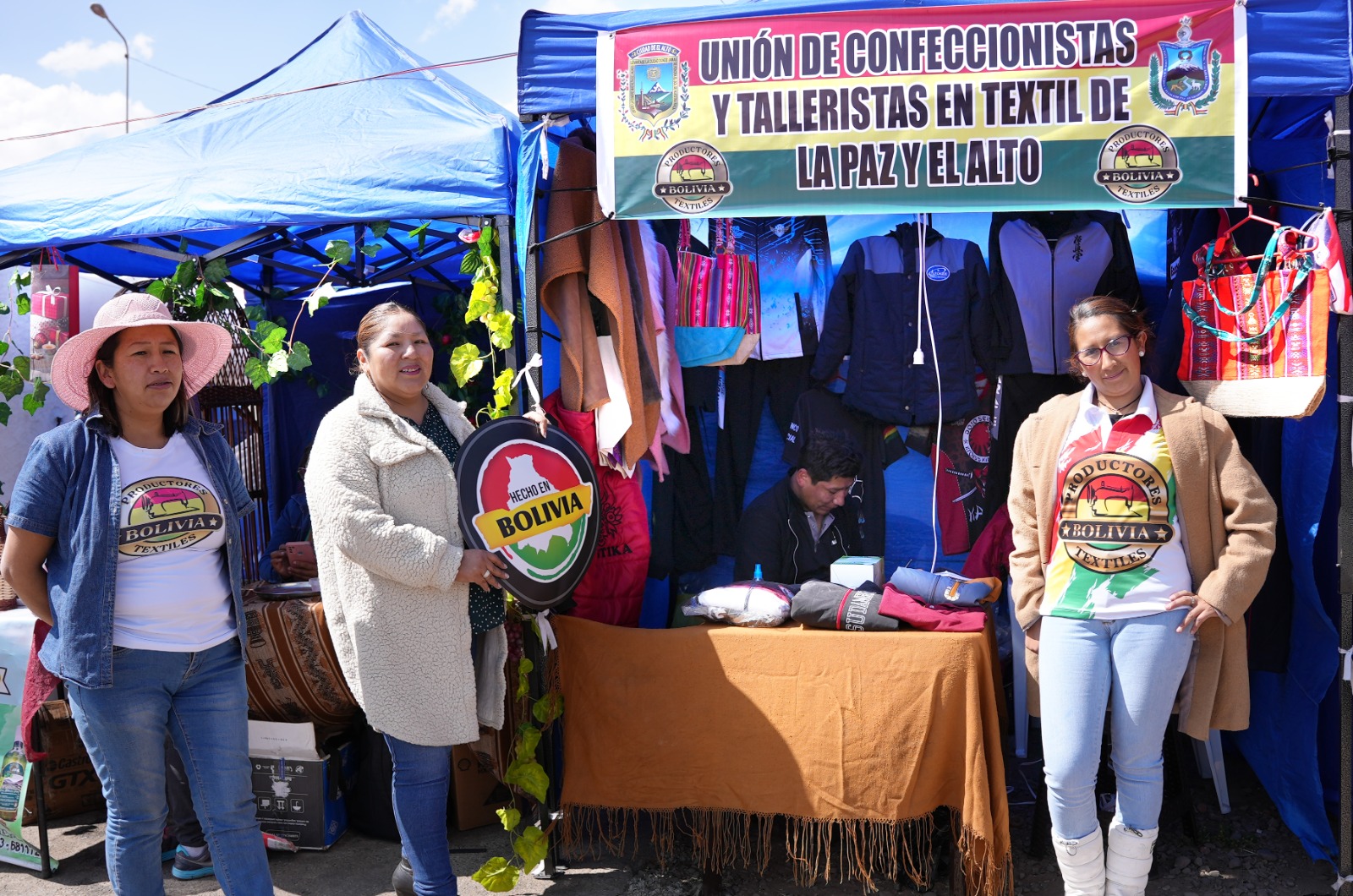 200 artesanos y microempresarios ofrecen productos “Hecho en Bolivia” en la Fexpo MyPE en El Alto