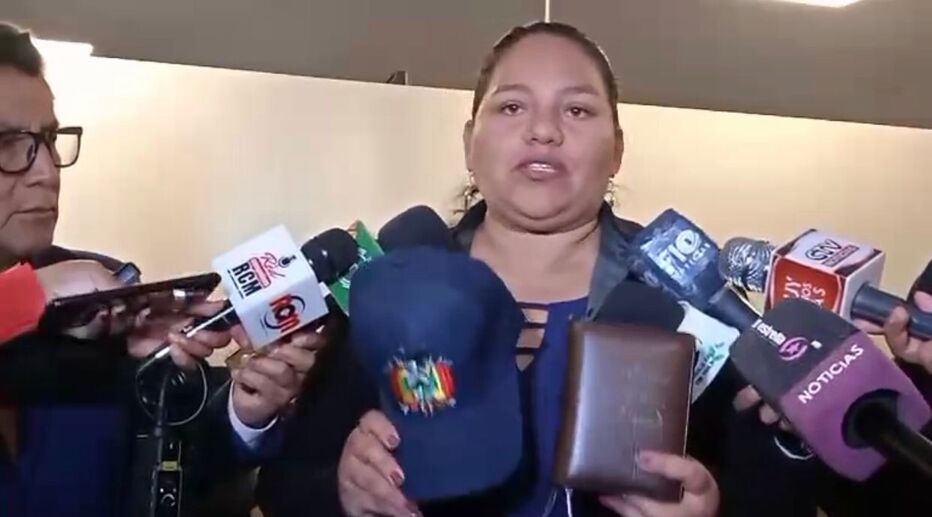 Señalan que Evo Morales emula las acciones “fascistas” y “golpistas” de Fernando Camacho