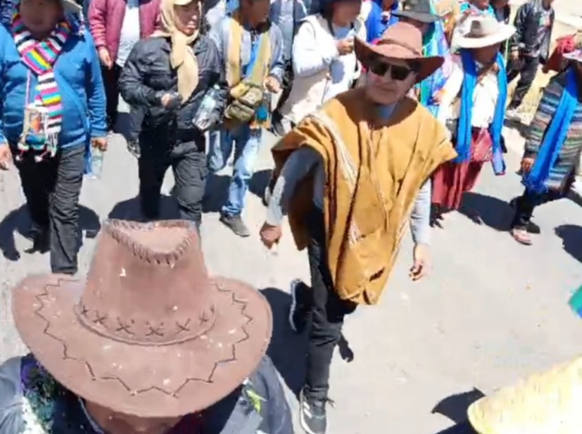 Csutcb exhorta a Morales a dejar sus intereses personales y a acudir a la mesa del diálogo 