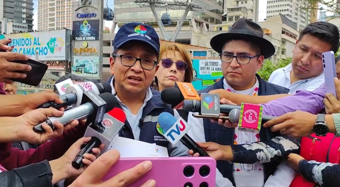 Defensoría formaliza invitación para que Morales acuda a un espacio de diálogo con el Gobierno