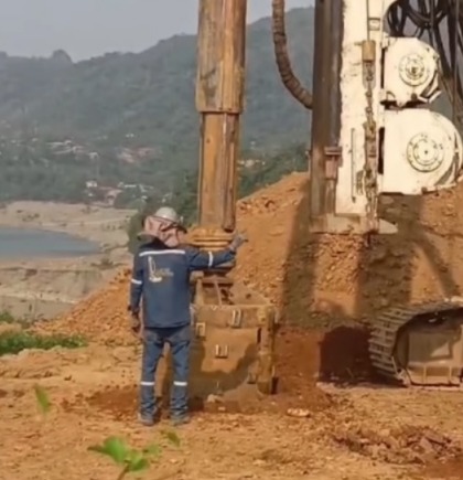 Inician perforación para pilotaje en construcción del puente Mapiri en La Paz