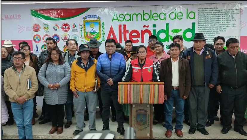 Alcaldesa de El Alto rechaza violencia de la marcha evista e insta a Morales a dialogar