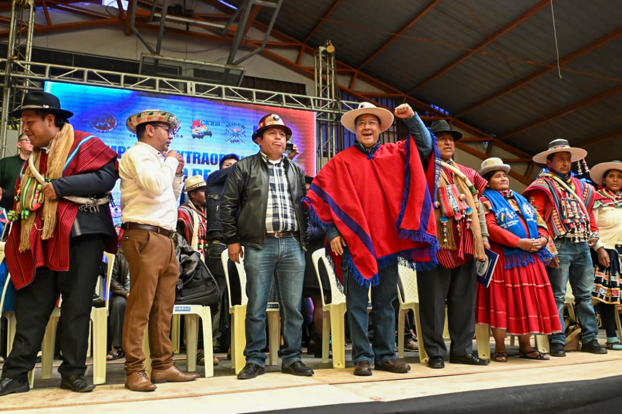 Arce participa del ampliado extraordinario del Pacto de Unidad para analizar la coyuntura 