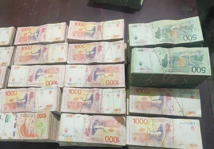 Comisan más de Bs 14 millones de pesos argentinos en Bermejo y aprehenden a dos personas
