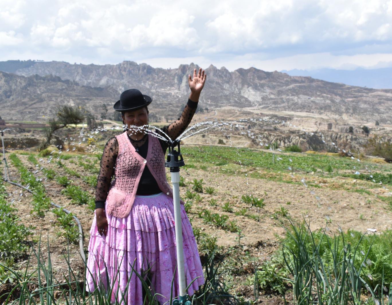 Entregan seis sistemas de riego en beneficio de 132 familias en un municipio rural de La Paz