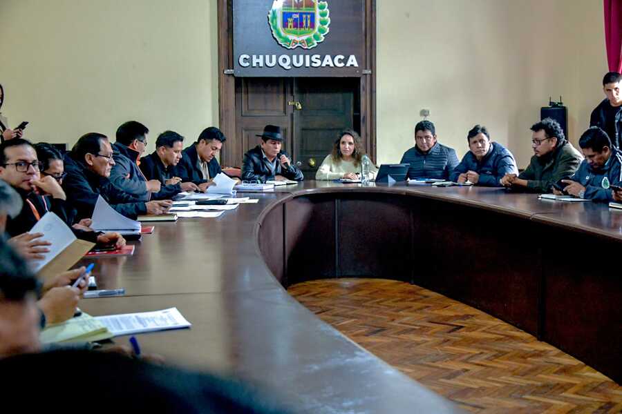 En Chuquisaca acuerdan destinar Bs 9 millones para atención urgente de afectados por inundaciones