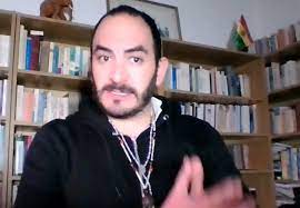 Policía confirma la aprehensión de Valda y su traslado a La Paz