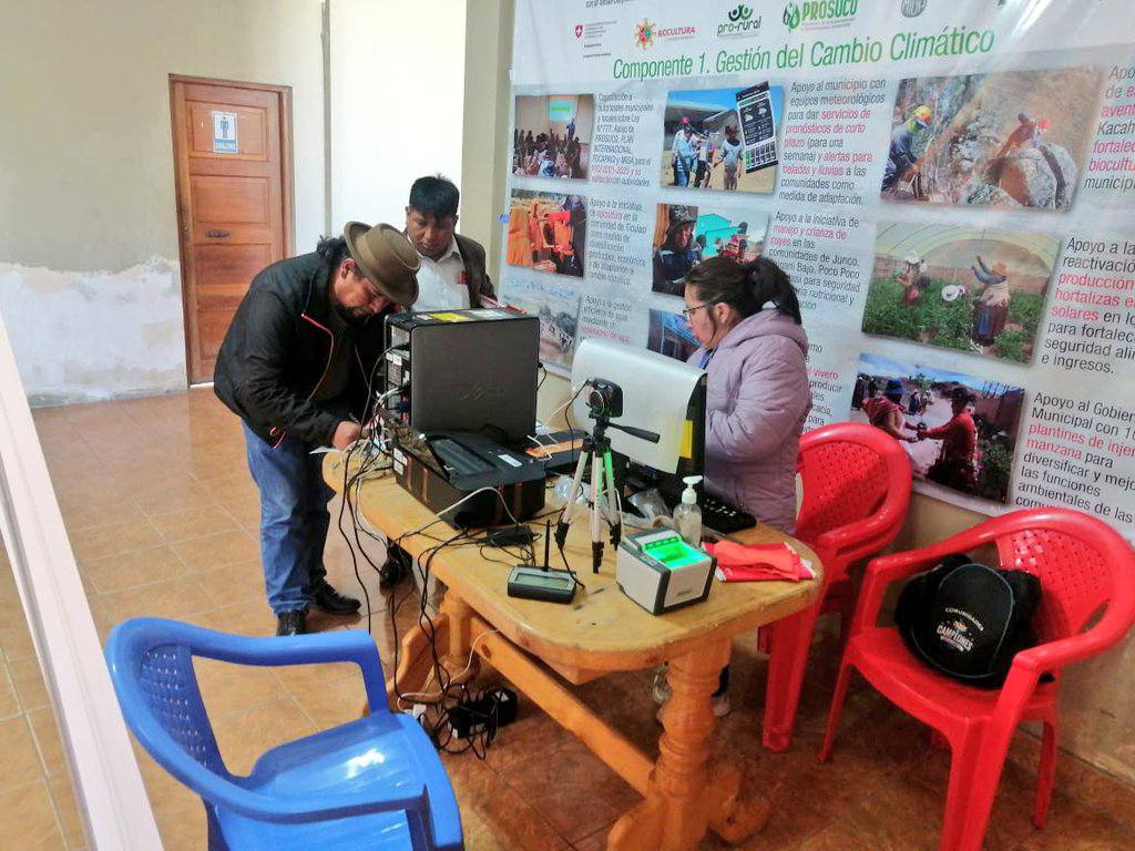 Baja afluencia de ciudadanos en los centros de empadronamiento, el feriado se atenderá de 08h00 a 23h00