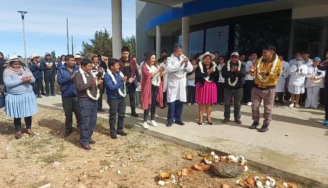 Entregan Centro de Salud Integral en Tiraque con más de Bs 11,7 millones de inversión