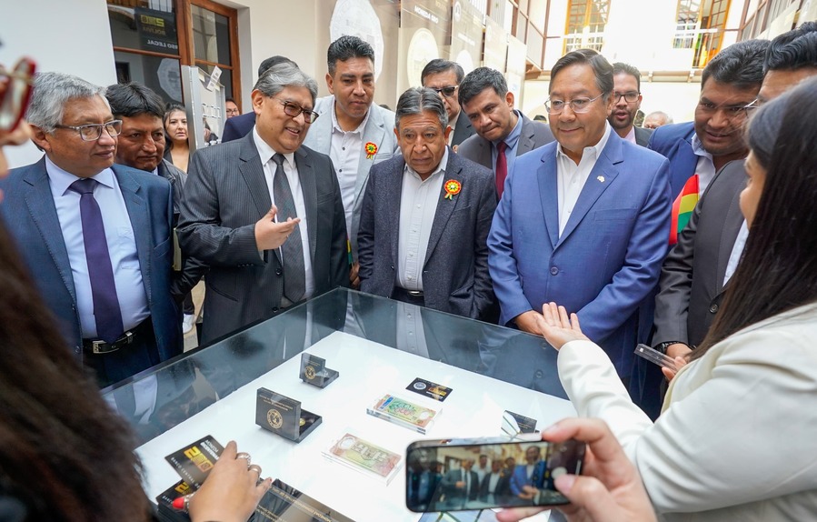 Moneda conmemorativa del Bicentenario de Bs 2 circulará a nivel nacional 