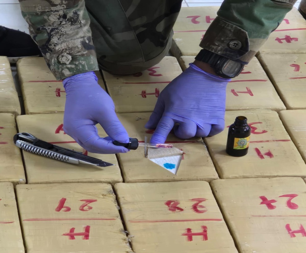 Fiscalía abre caso por hallazgo de 457 kilos de cocaína y arsenal en operativo en Beni