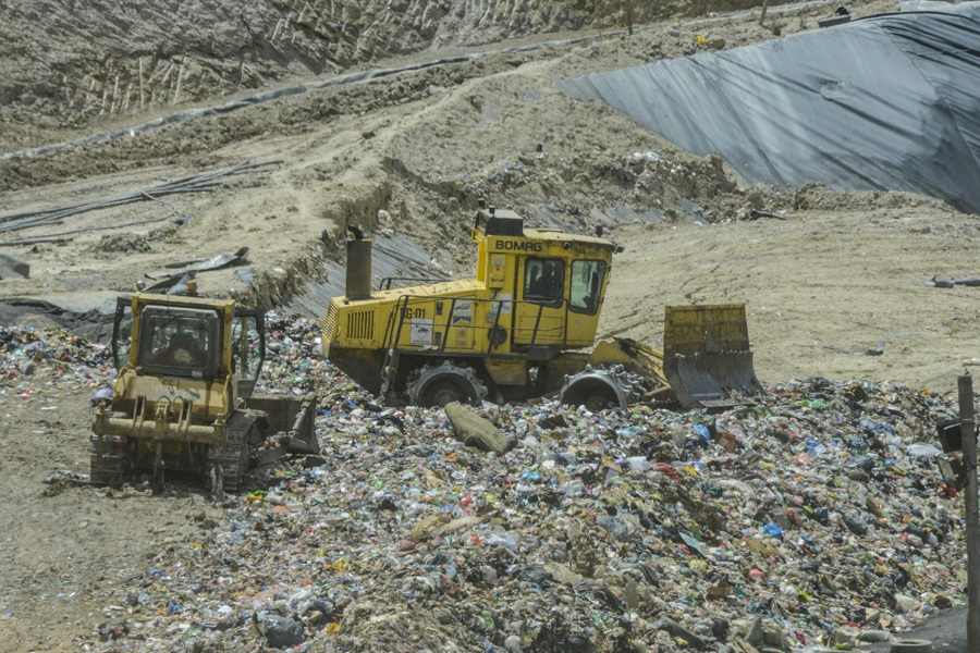 Trabajadores del relleno de Sak’a Churu no levantarán medida hasta que la alcaldía les garantice estabilidad laboral