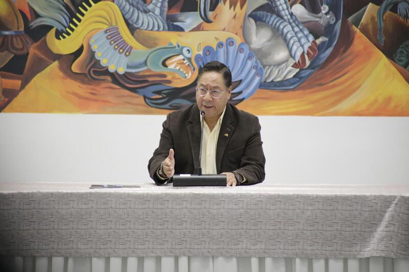 Arce remarca que la izquierda no está derrotada y señala a Evo por “estrangular” al Gobierno aliándose con la derecha