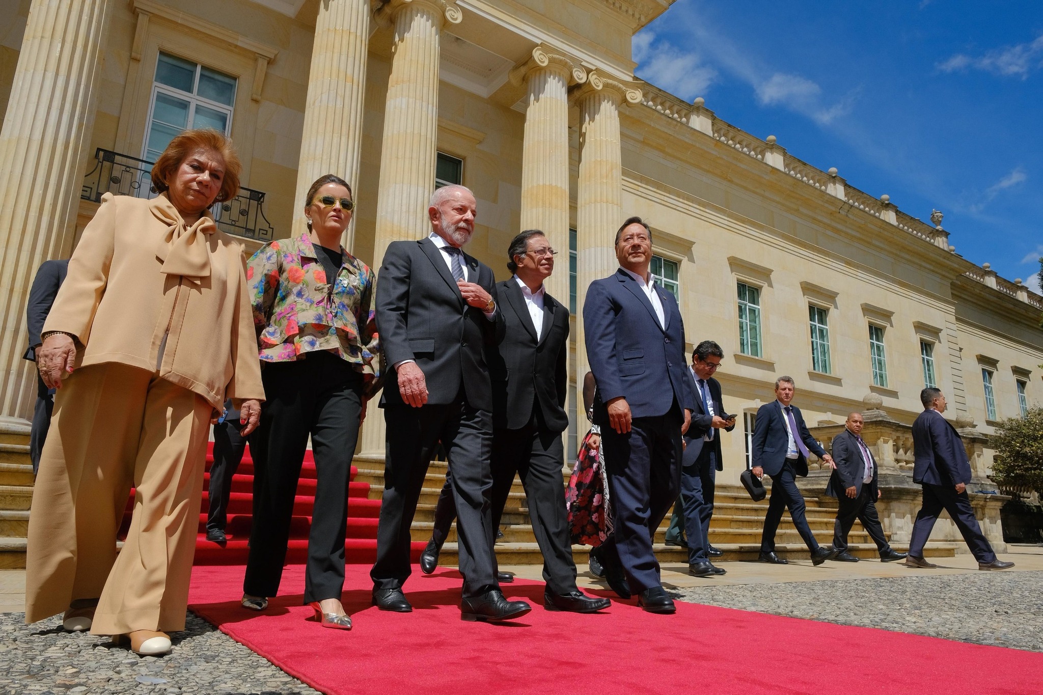 Países amazónicos perfilan una Fuerza de Tarea Conjunta para combatir incendios y criminalidad