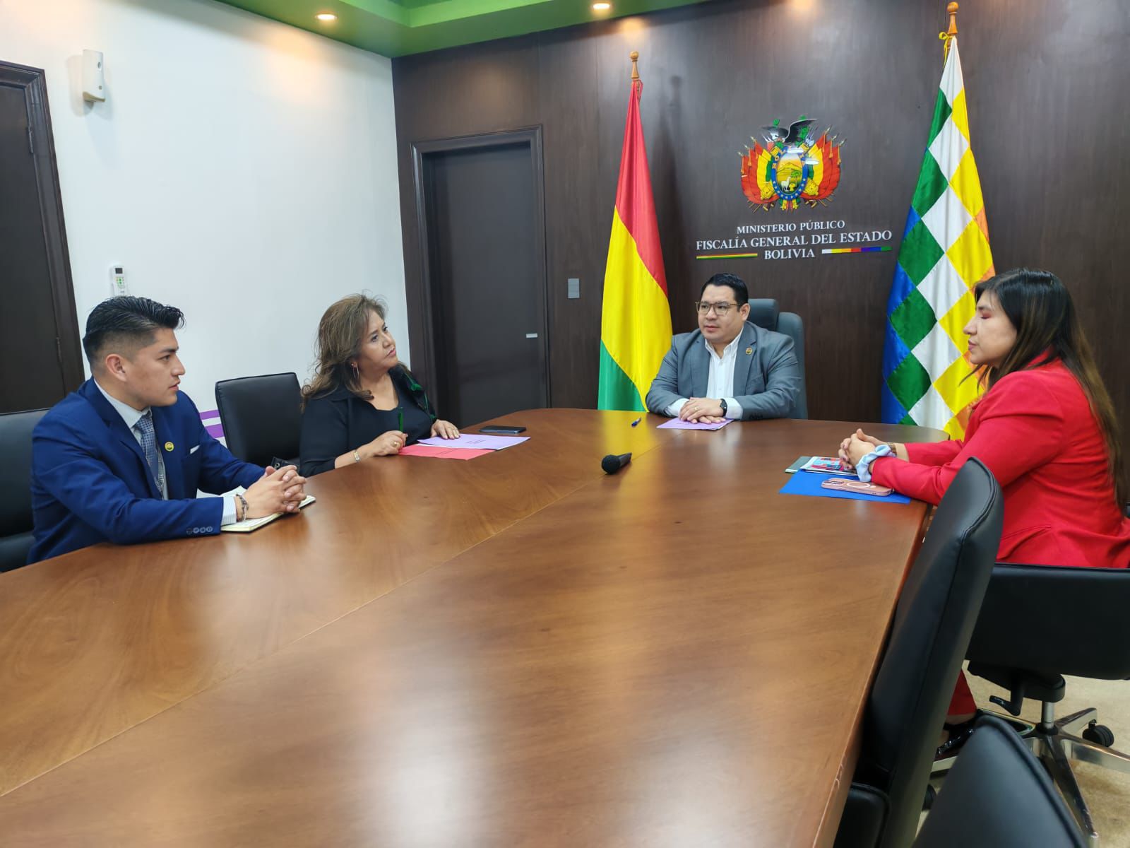 Fiscalía y Diputados socializan proyecto para enfrentar delitos sexuales en entornos digitales