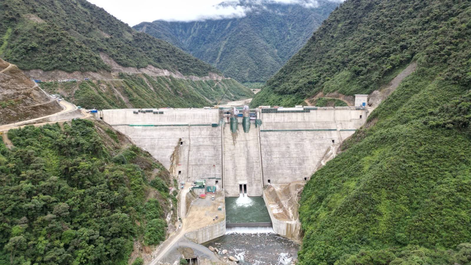 Sinohydro entrega de manera provisional a ENDE la presa Sehuencas con miras a incrementar la oferta eléctrica ‎