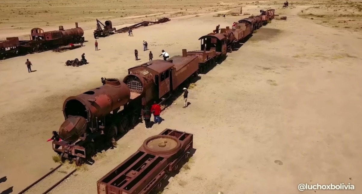 Gobierno lanza convocatoria para certificar 200 destinos turísticos de Bolivia 