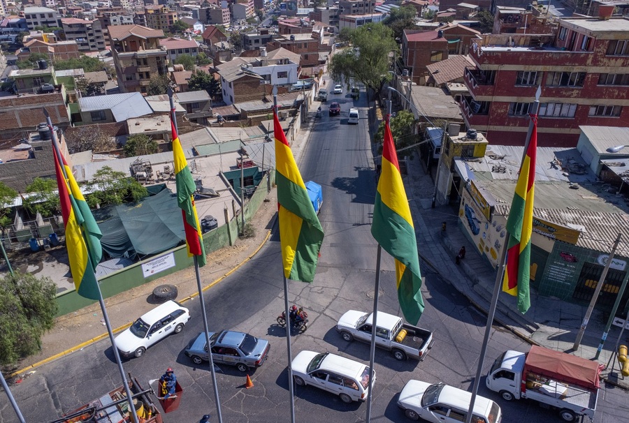 Inicia este lunes el embanderamiento de plazas y edificios públicos en el territorio nacional