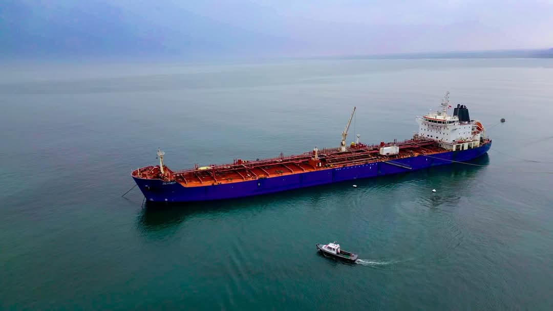 En lo que va de enero Bolivia recibió 62 millones de litros de diésel y gasolina por Arica