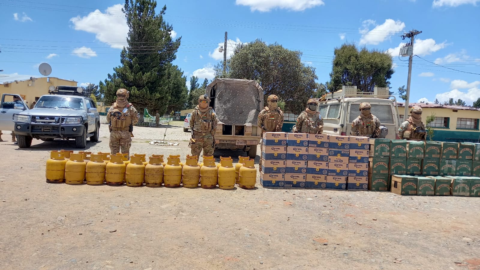 Comisan mercancía de contrabando valuada en más de Bs 1,6 millones en una semana