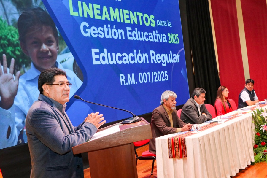 Más de 62.000 maestros participan del ciclo de conferencias “Lineamientos de la gestión educativa 2025”