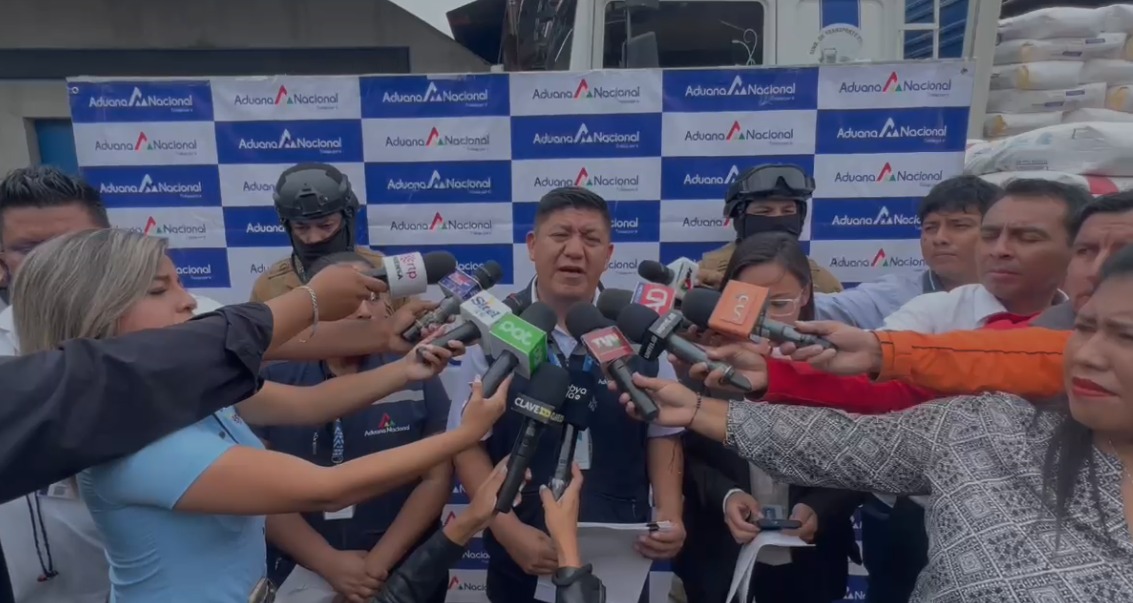 Operativo en Santa Cruz comisan 52,4 toneladas de harina argentina de contrabando 