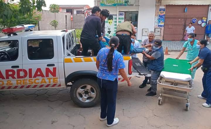 Bomberos rescatan a madre y a sus dos hijos que cayeron al río Piraí