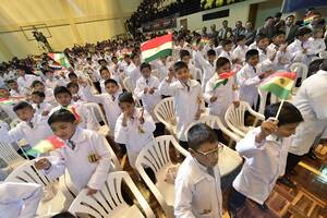 Arce reafirma compromiso de trabajo por una educación de calidad en el Día Internacional de la Educación