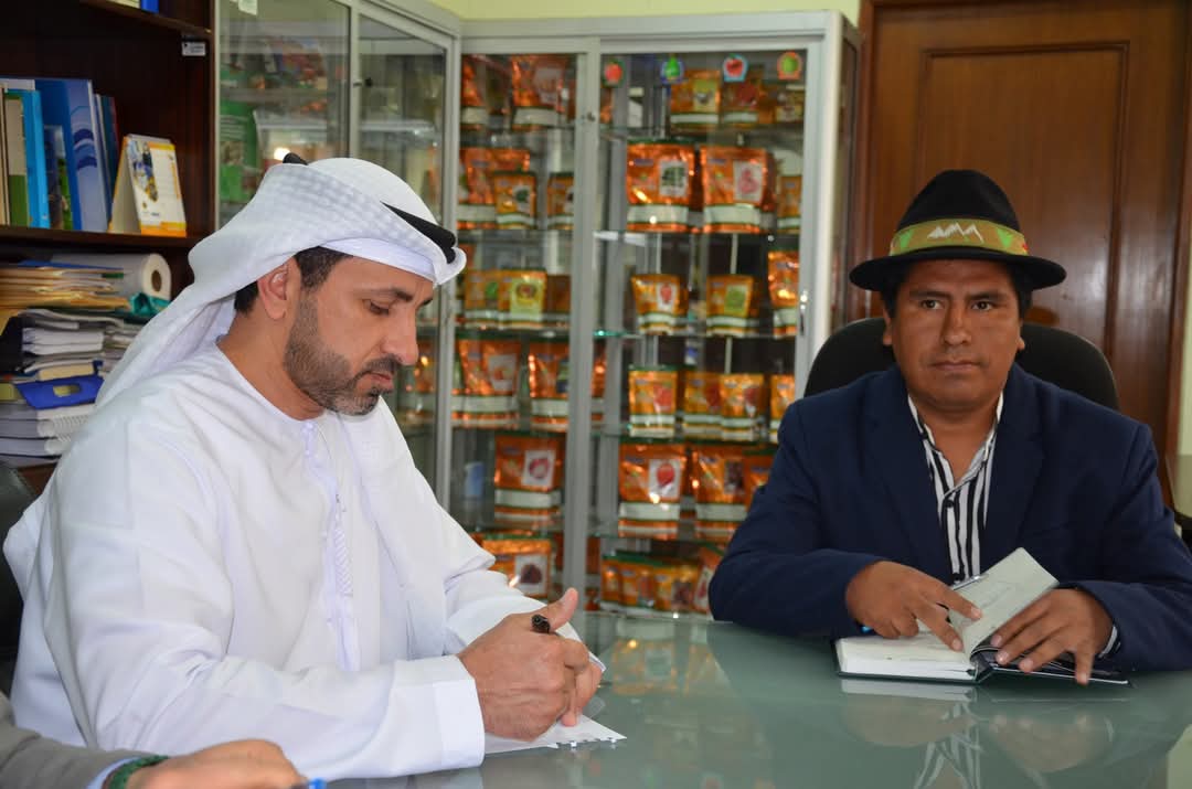 Bolivia y Emiratos Árabes Unidos conversan sobre cooperación en materia agraria, ganadera y apicultura
