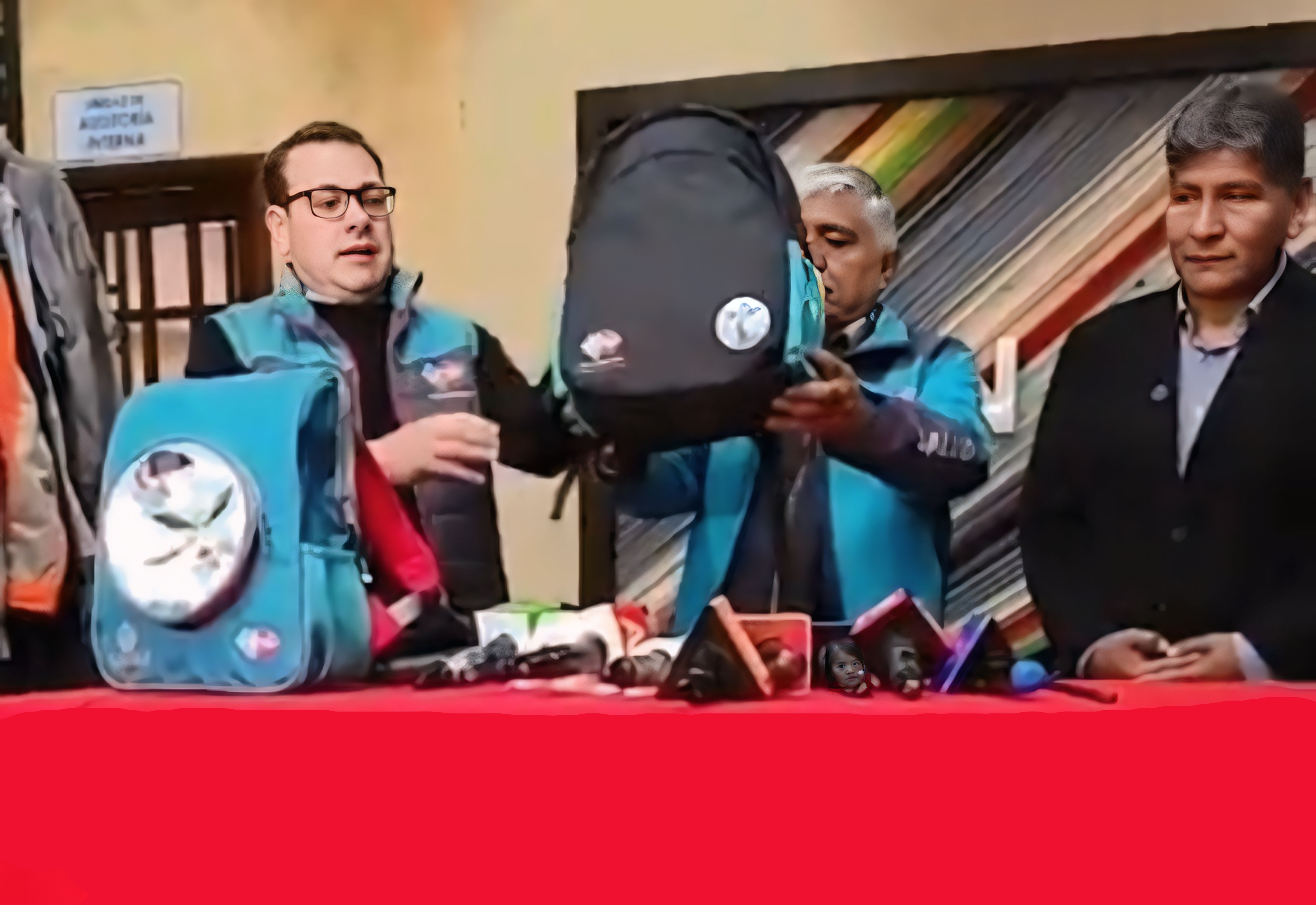 Presentan nuevo modelo de mochila municipal fabricada por Senatex para la gestión escolar 2025