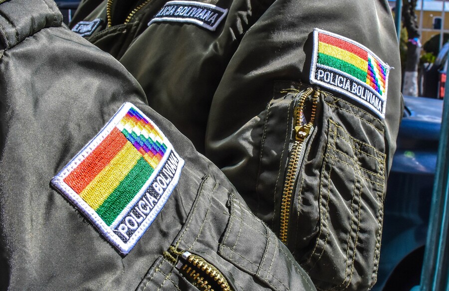 Dan baja definitiva de la Policía a exgobernador del penal de Uyuni por su vinculación con una red de corrupción