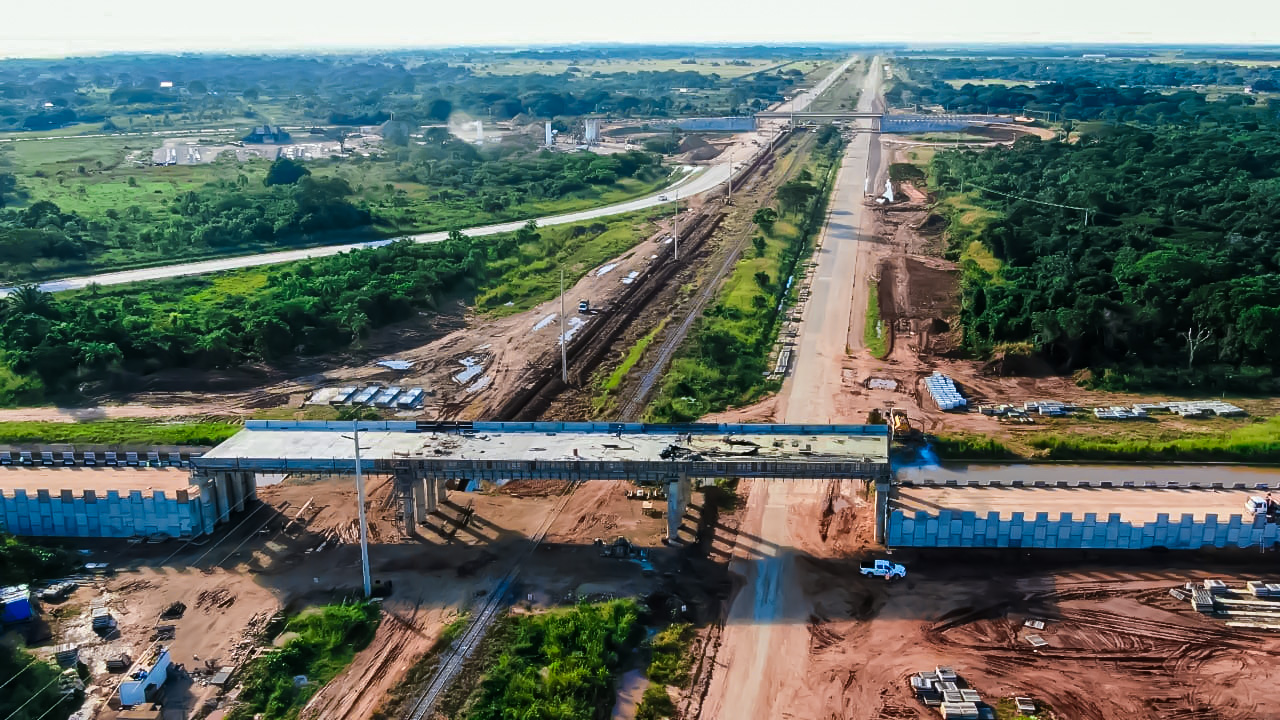 Adjudican construcción de la doble vía Santa Cruz – Warnes Lado Este con más de Bs 278 millones