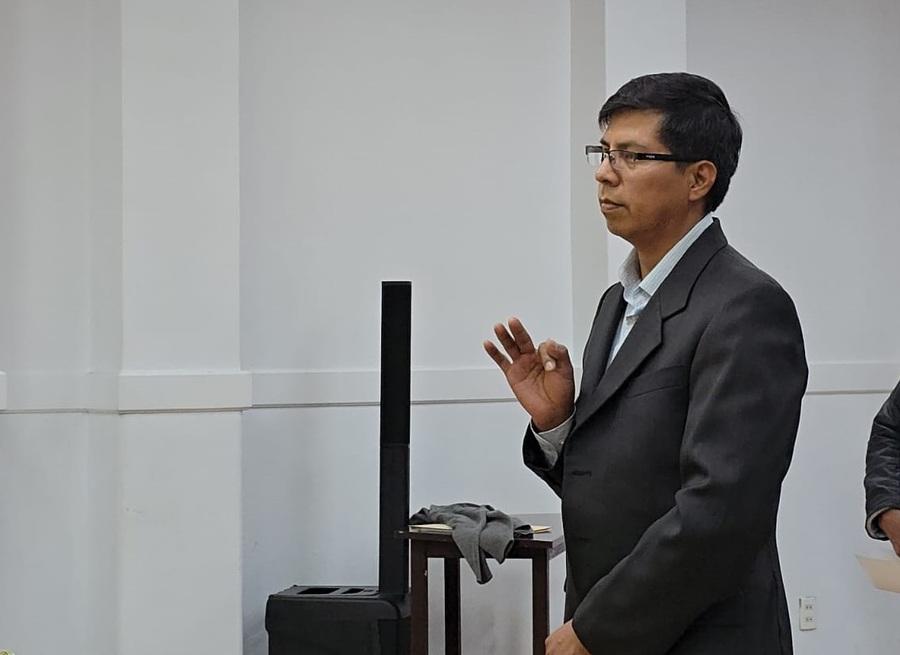 Posesionan a Javier García como nuevo director de la Caja Petrolera de Salud 