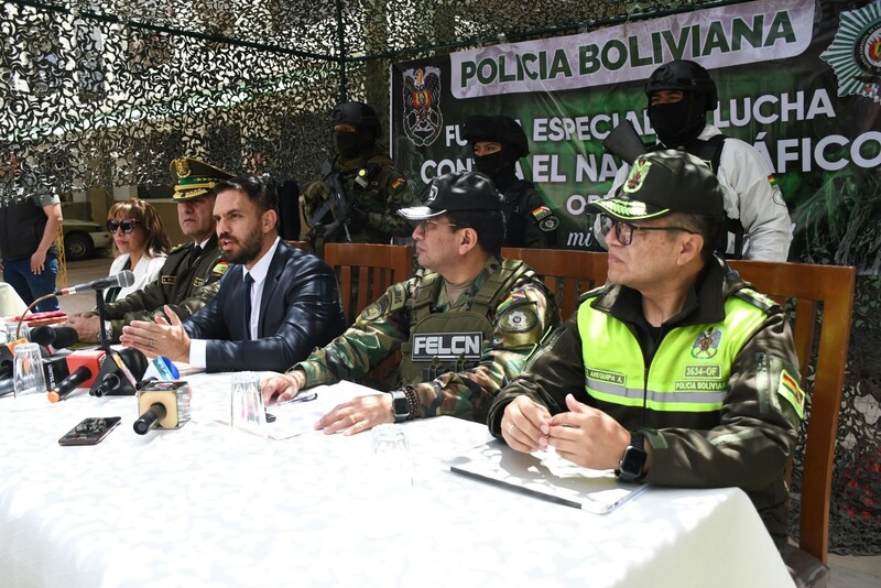 Incautan más de 100 kilos de cocaína escondidas en llantas que llevaba un vehículo con destino a Chile 