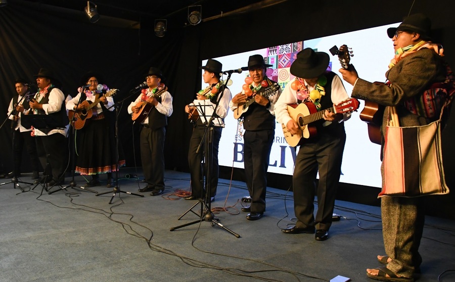 Invitan a disfrutar del Carnaval de Sucre que ofrece tradición y fortalece la identidad