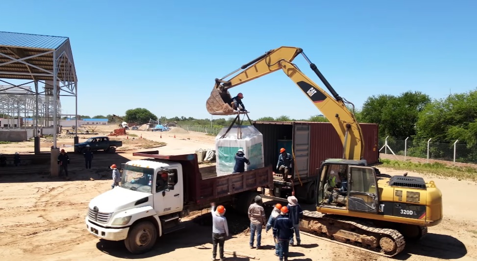 Llega a Villa Montes maquinaria para la planta procesadora de aceite vegetal