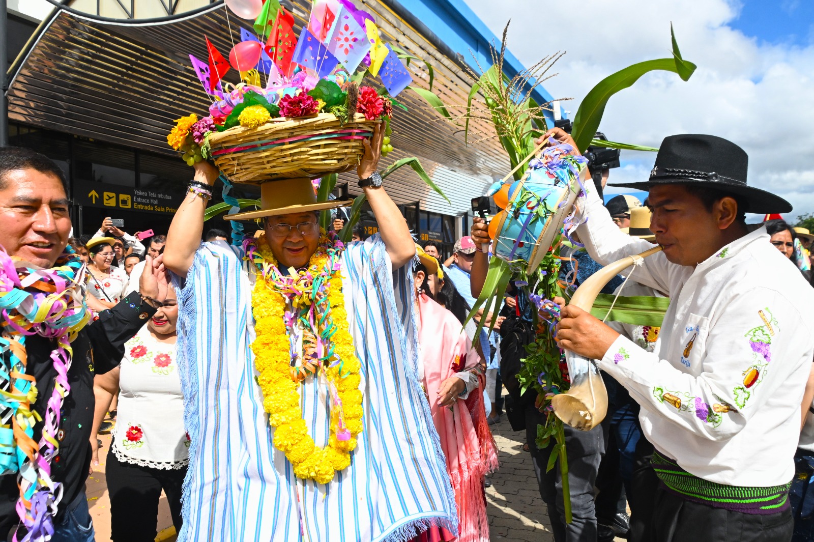 Tarija nombra al presidente Arce como “Compadre del Bicentenario”