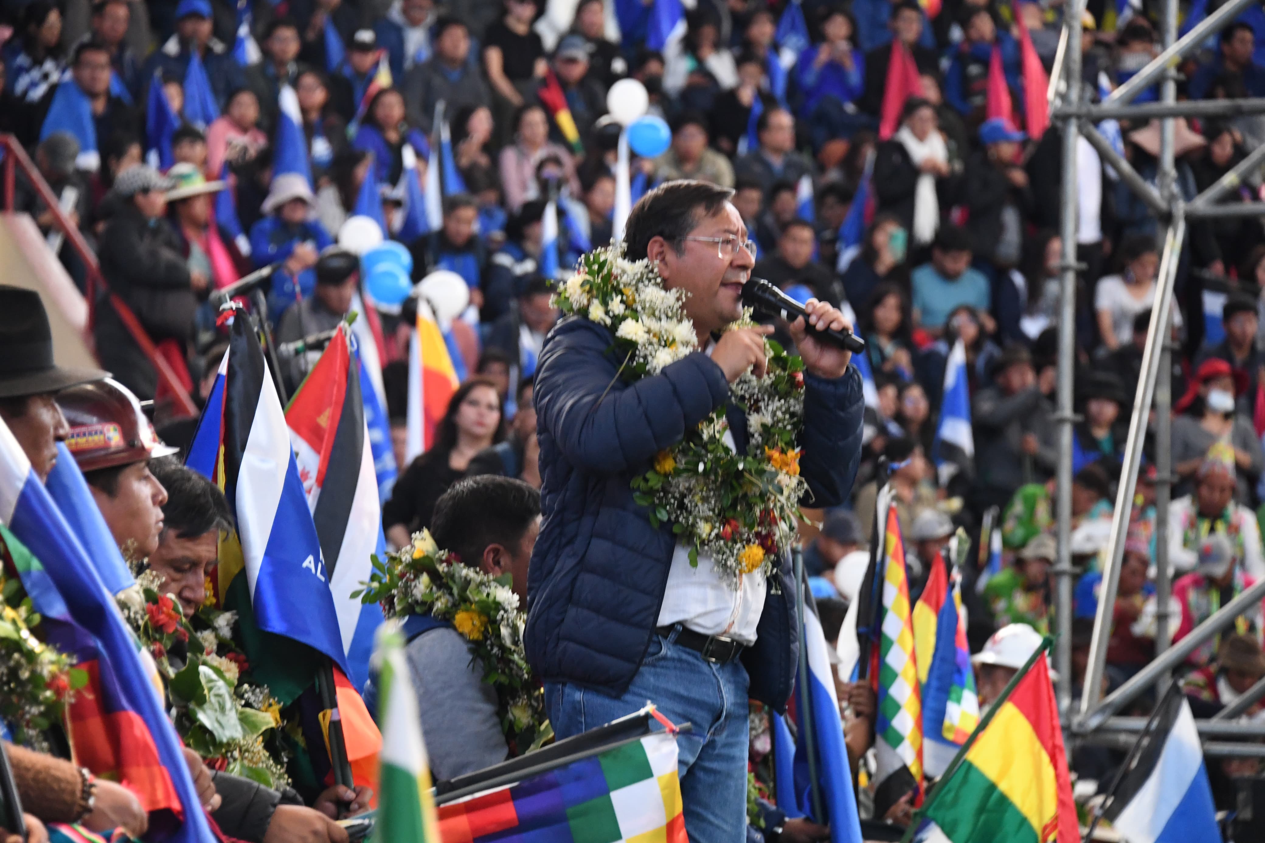 Arce llama a establecer alianzas con partidos de izquierda para enfrentar a la derecha en las elecciones generales