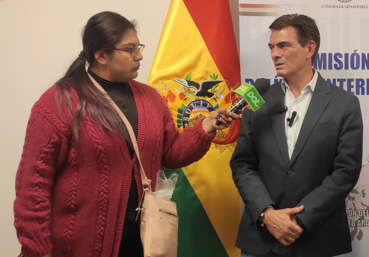 Fiscalía imputa al exalcalde tarijeño y senador Rodrigo Paz por el puente millonario