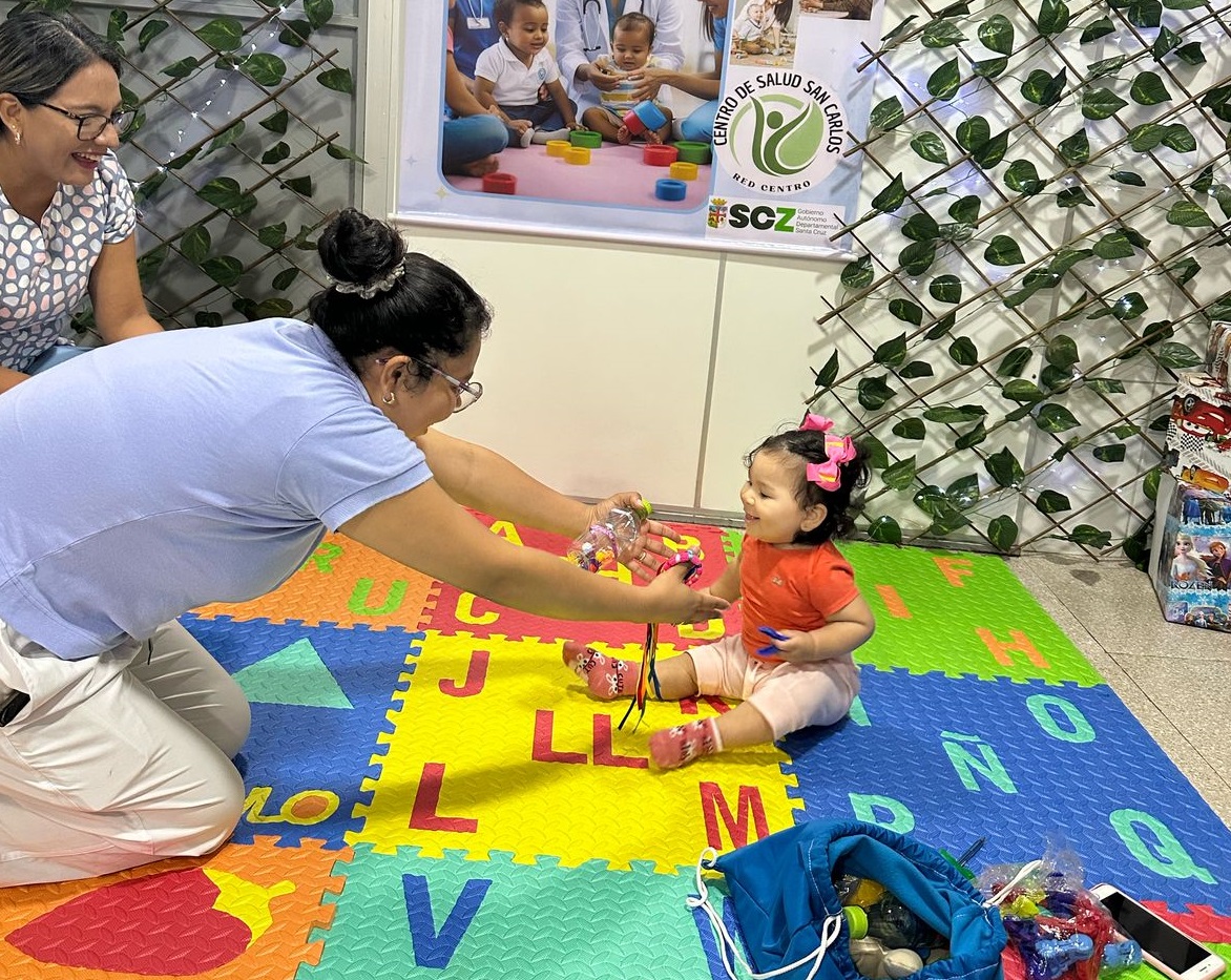 Médicos del Bono Juana Azurduy son capacitados para lograr mejor desarrollo de los niños y detectar problemas