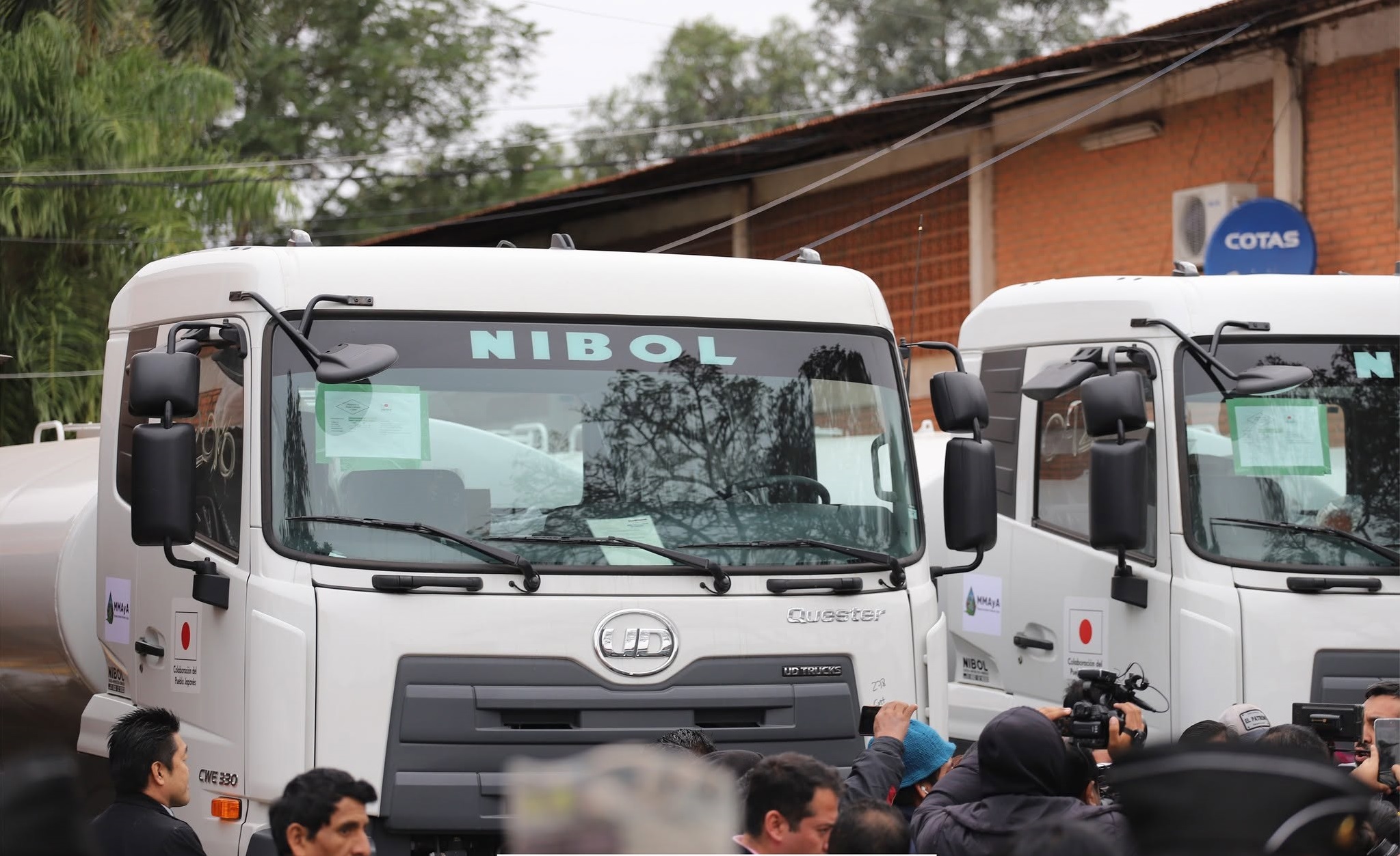 Japón dona equipamiento valuado en $us 3,5 millones para luchar contra los incendios forestales 