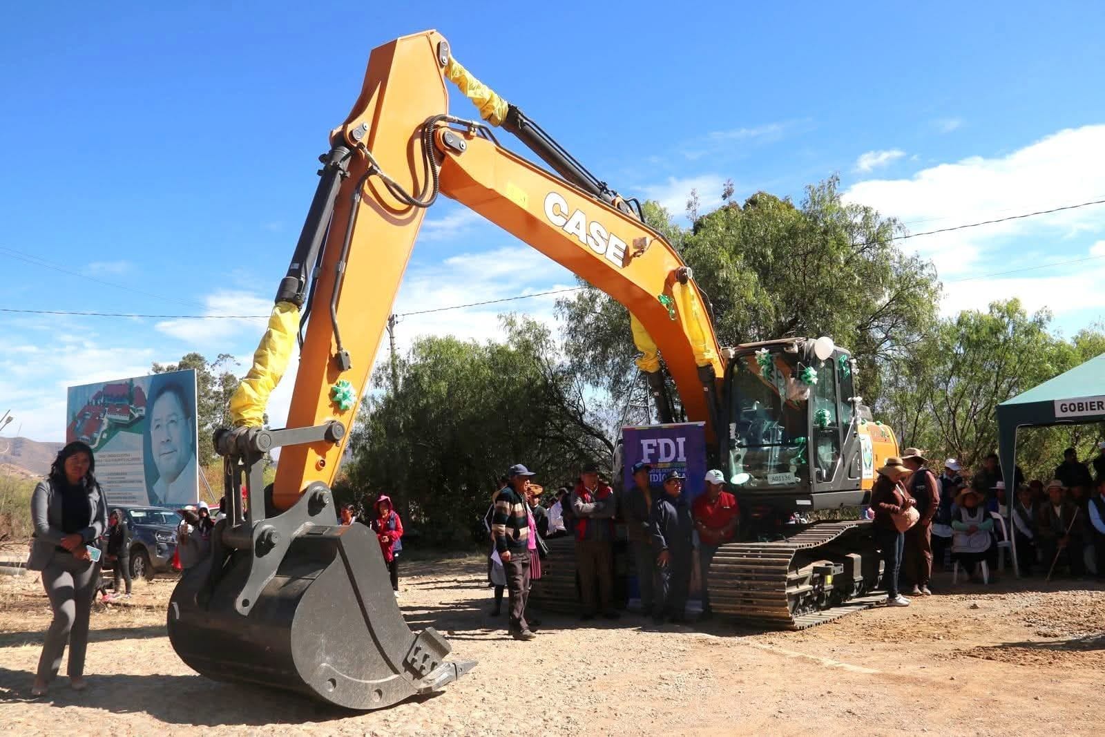 Entregan maquinaria para mejorar la producción de papa, cebada, cebolla y haba en Cuchumuela