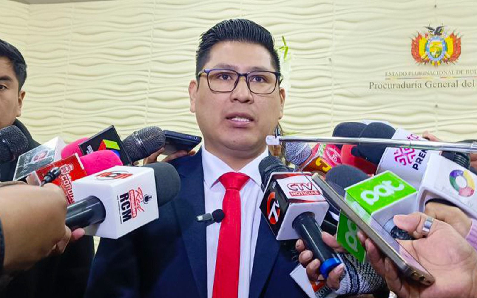 Condenan a cuatro años de cárcel a dos técnicos de la CNS por compra irregular de equipamiento médico